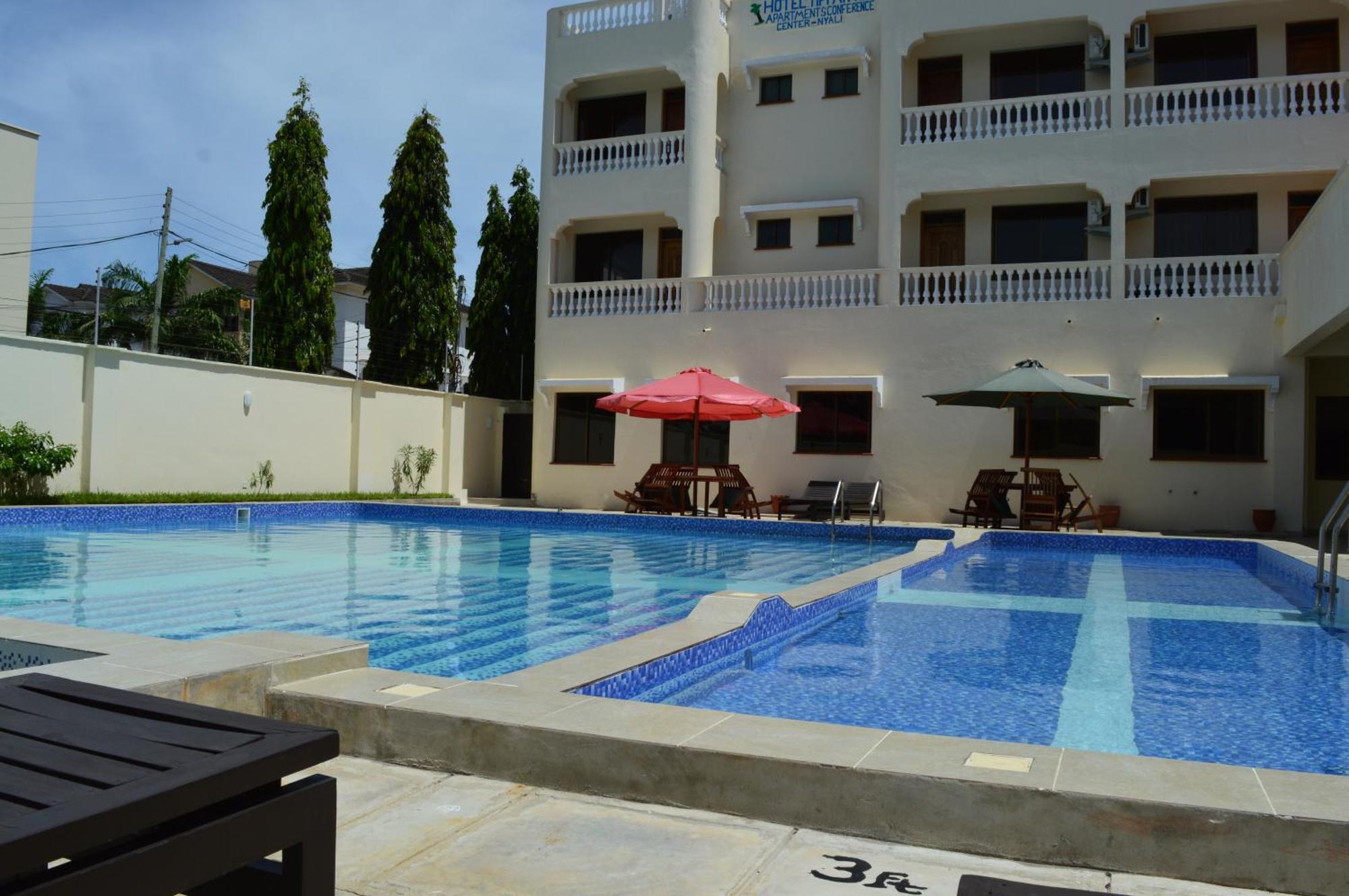 Hotel Tiffany Mombasa Exterior photo