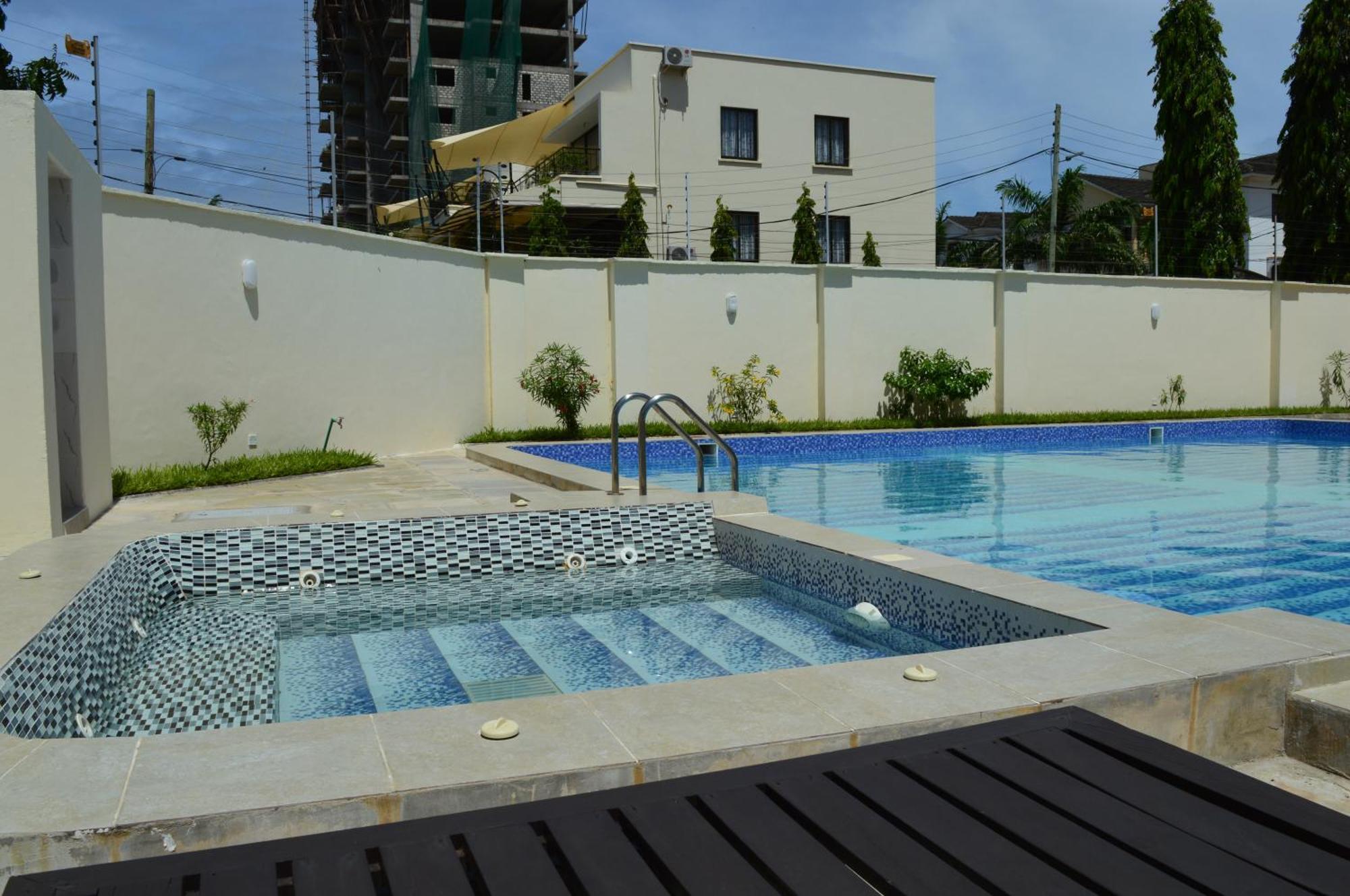 Hotel Tiffany Mombasa Exterior photo